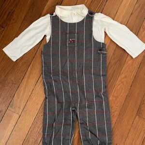 Janie and Jack boys Christmas outfit size 6-12 months